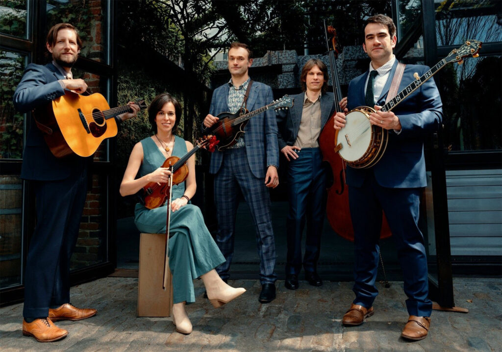 Bandfoto der Punch Brothers.