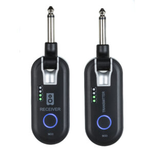 Fame M33 Wireless Guitar System Produktbild des Fame M33 Wireless Guitar System mit zwei Sendern