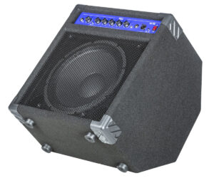 Fame BC-100 Bass-Verstärker mit Tilt-Back-Funktion.