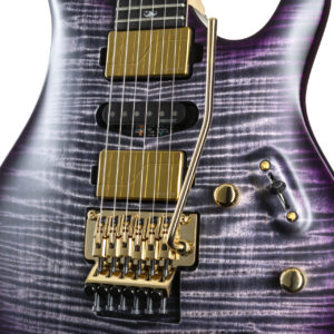 Nahaufnahme des Korpus der PRS Chleo Limited Edition Charcoal Purple Burst