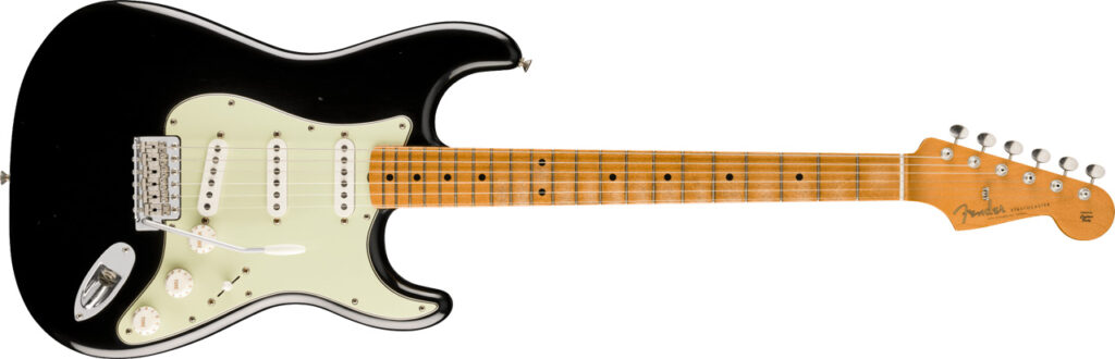 Fender Limited Edition Vintera II Road Worn '60s Stratocaster MN in Black.
