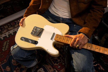 Banenrbild einer Fender Vintera II Road Worn '60s Telecaster in Blonde.