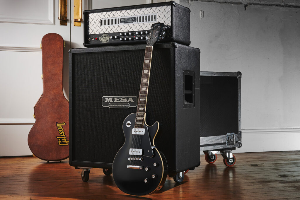 Lifestyle-Bild der Gibson Noel Gallagher Les Paul Standard Ebony