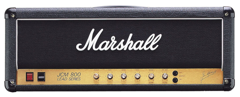 Frontansicht des Marshall JCM 800 Verstärkers.
