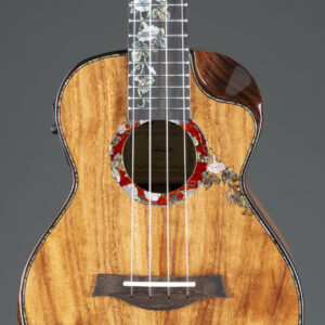 Fame Koa Deluxe Uke