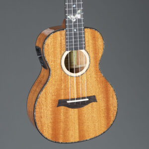 Fame Mahogany Standard Uke