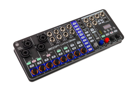 Die leicht schräge Perspektive verdeutlicht das klare Layout des L6max – farbcodierte Channel-Potis sorgen für intuitive Bedienung.