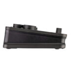 Die linke Seitenansicht zeigt das flache Profil des L6max – kompakt genug für jeden Proberaumtisch.