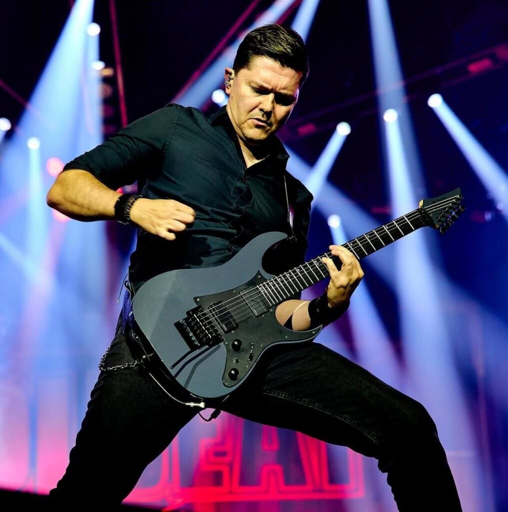 Flemming C. Lund mit einer Ibanez RGR5130-GRM Prestige (Foto: MCH/Tony Brøchner)