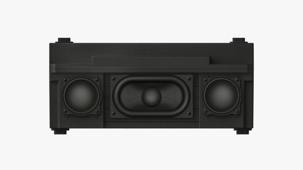 Offenes 2.1-Lautsprechersystem des Lava Studio Amps. Zu sehen sind Tieftöner und Hochtöner.