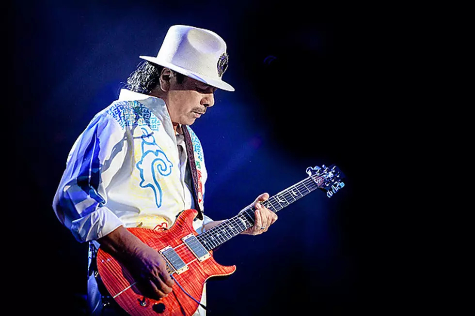 Carlos Santana mit seiner Signature (Foto: Robert Finiziors)