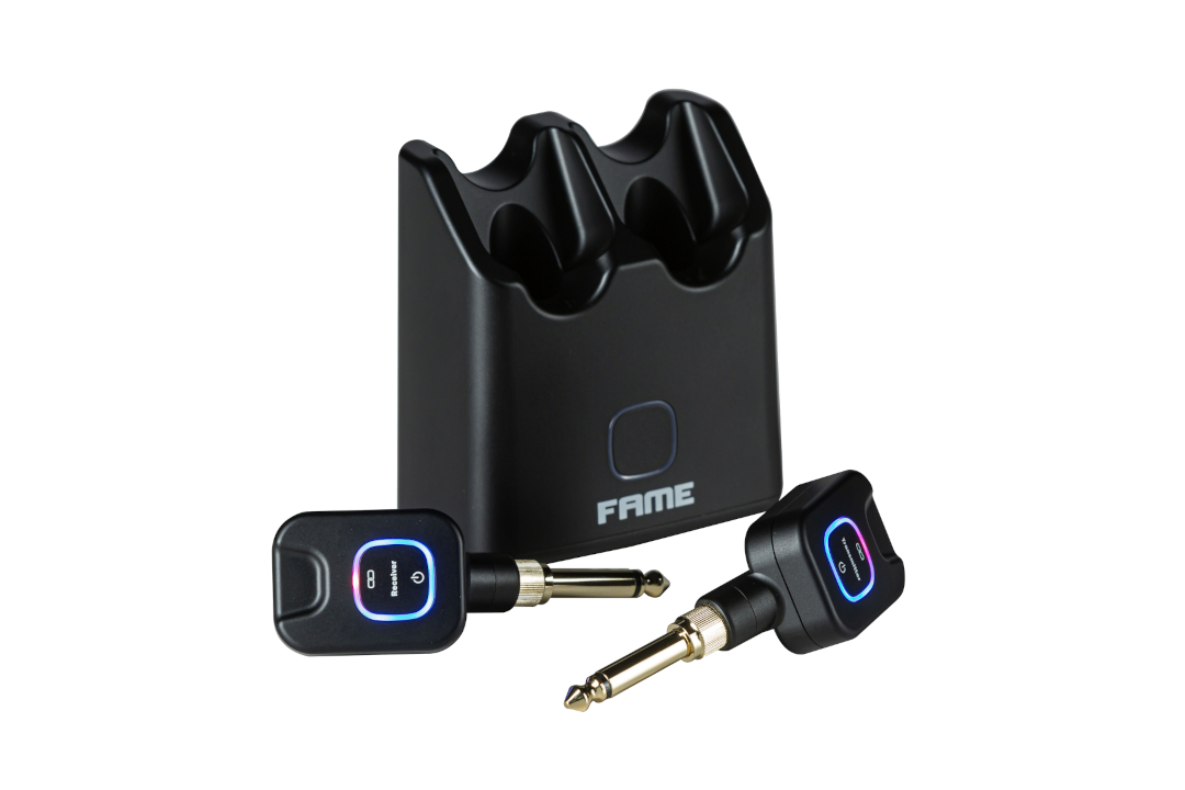Fame M5 AeroCharge im Test: Wireless-System für E-Gitarre mit Ladecase und Powerbank-Funktion