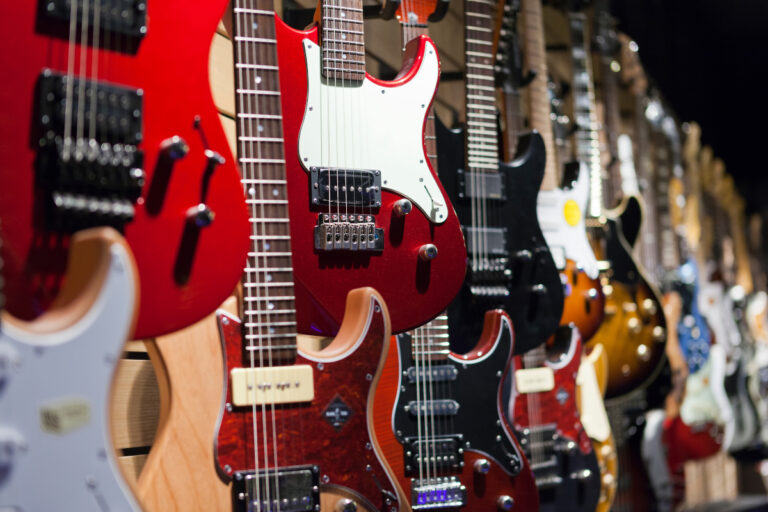 Gear Acquisition Syndrome: Warum wir immer neue Gitarren wollen
