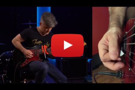 Troy Grady mit YouTube-Button