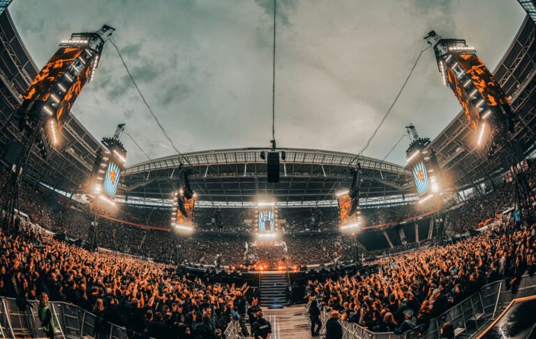 Zwischen Tourabsagen und Stadionrekorden: Die zwei Gesichter der deutschen Konzertbranche
