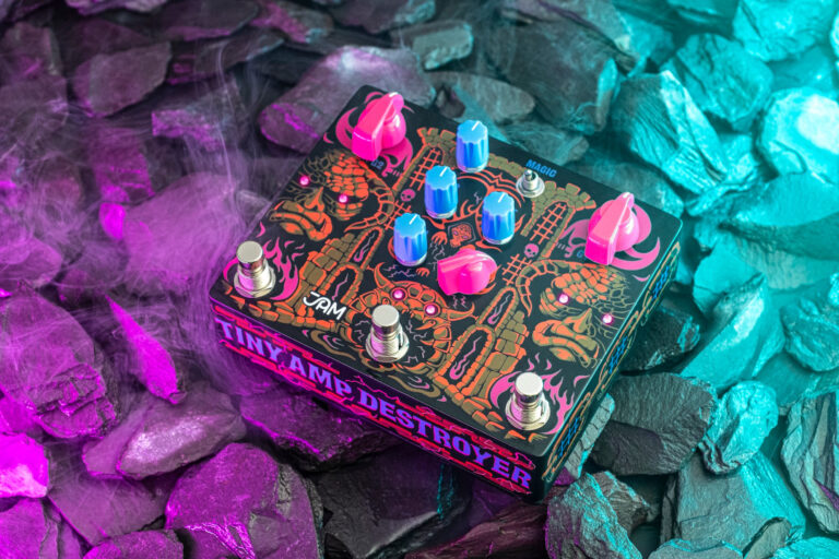 JAM Pedals Tiny Amp Destroyer: Stu Mackenzies kleiner Pawn-Shop-Amp wird zum Effektpedal