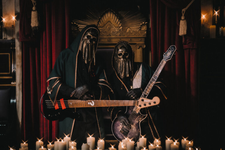 Sleep Token: Neue Signatures für IV und III von Jackson und Charvel