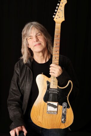 Mike Stern mit seiner Yamaha (© Sandrine Lee)
