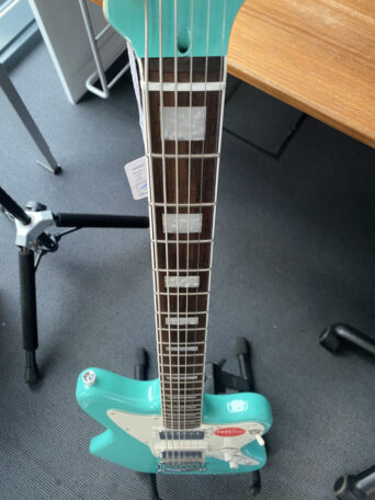 Baritone Jazzmaster Baritone Jazzmaster von oben