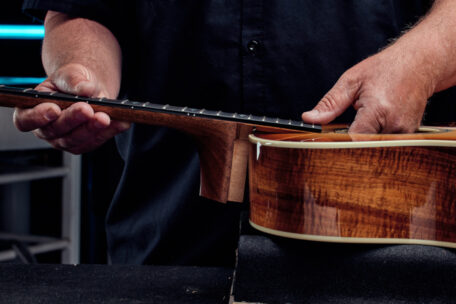 Taylor Action Control Neck