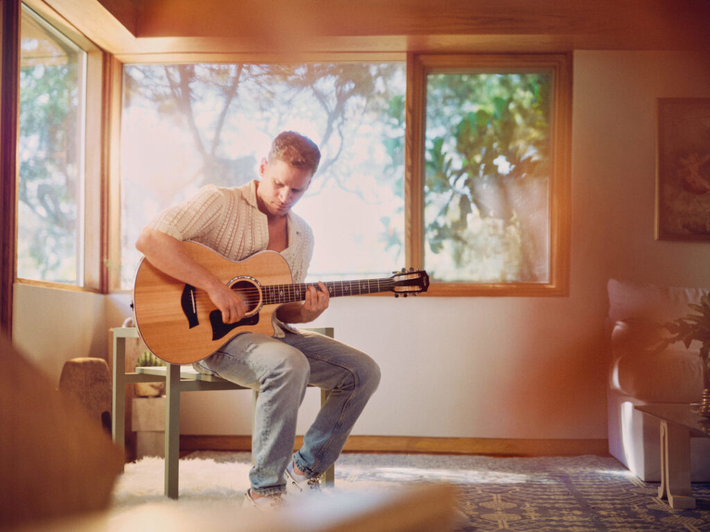 Gitarrist mit 12-Fret