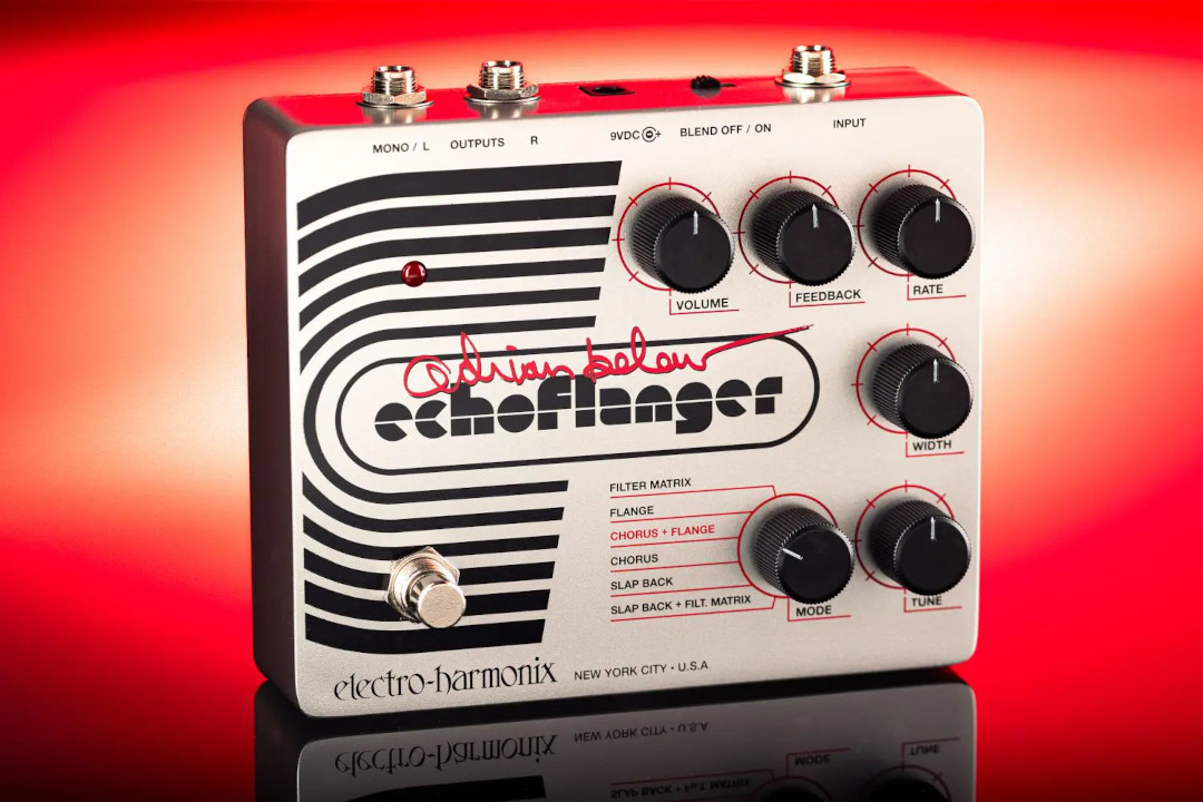 Electro Harmonix bringt Adrian Belews legendären Echoflanger zurück