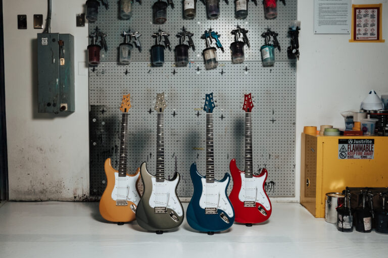 PRS John Mayer Silver Sky Defender – PRS x Land Rover